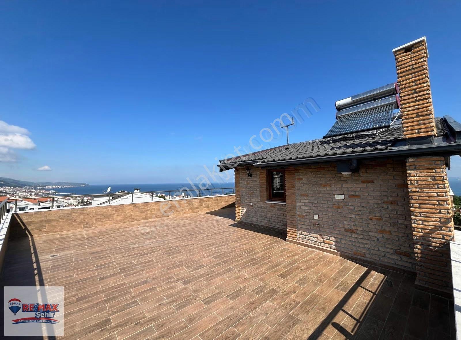 Yalova Remax Çınarcık Koru'da Ful Deniz Manzaralı Villa - Görsel 20