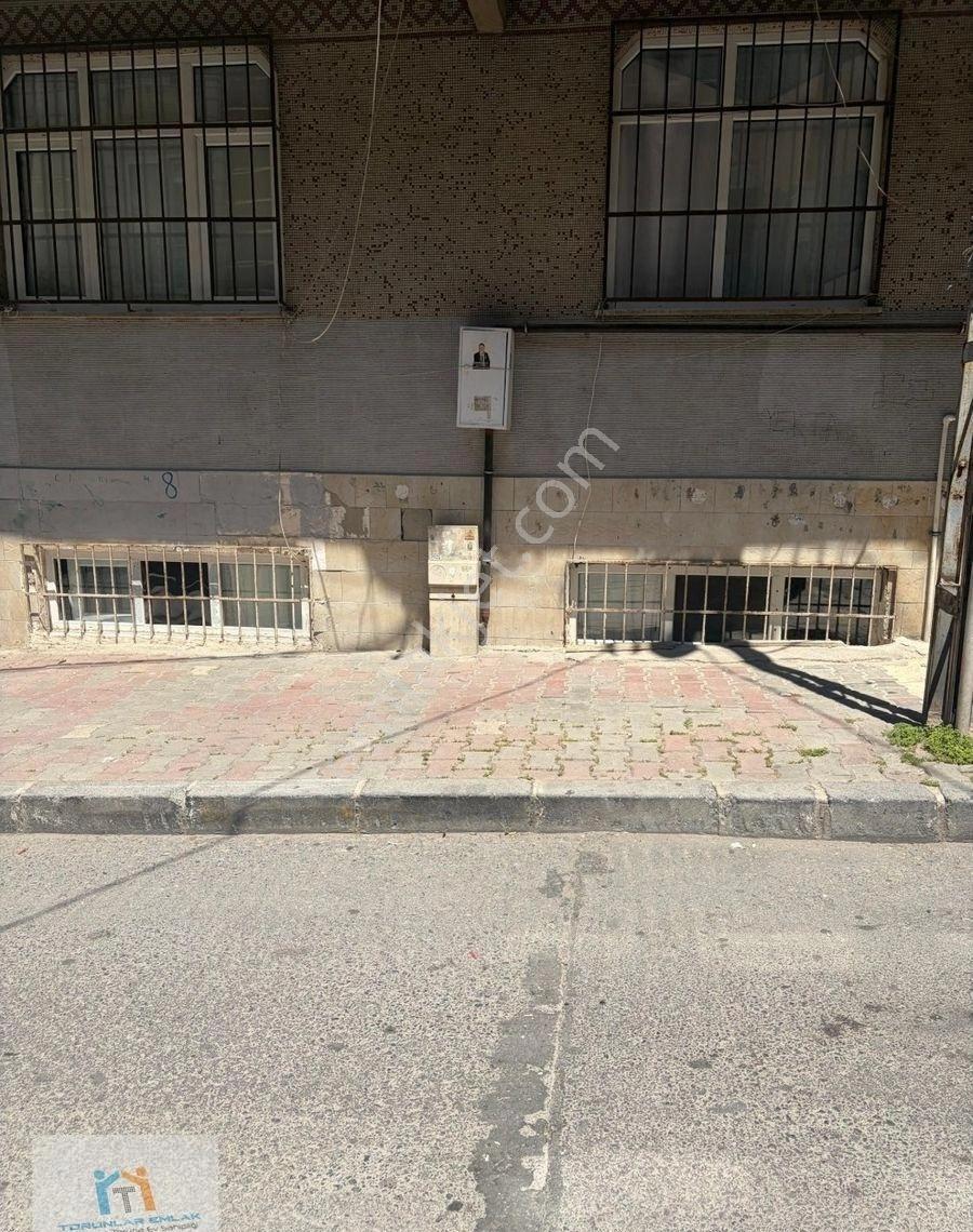Torunlar Gayrimenkulden Satılık 2+1 Kat Mülkiyetli Bodrum Kat Daire - Görsel 15