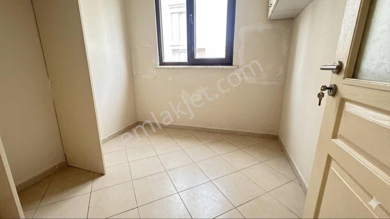 Ataşehir Kayışdağı Heryere Yakın Satılık Oturuma Hazır Daire - Görsel 15