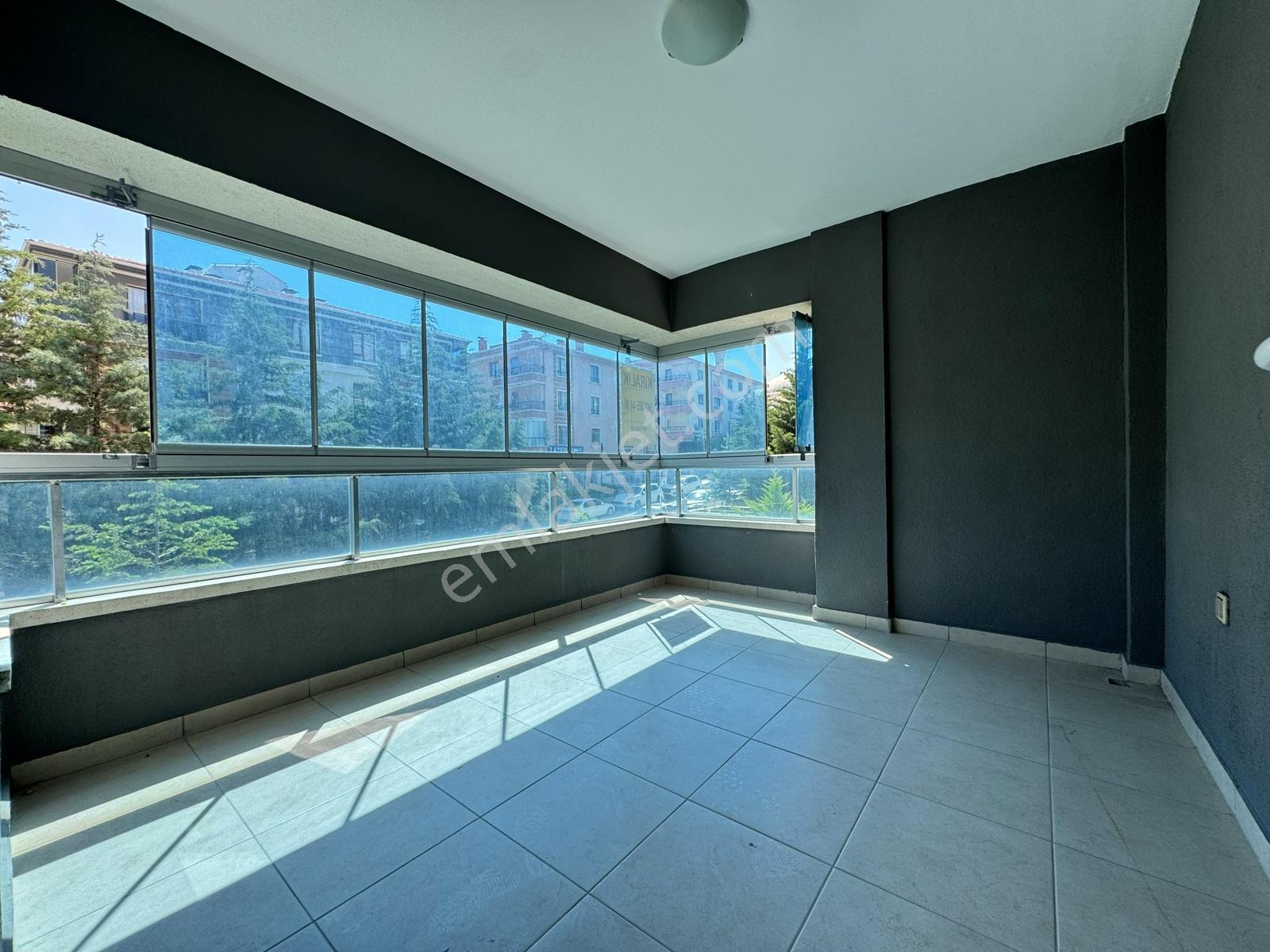 Vip'den 17.cadde Peyzaj Alanı Ön Cephe Kiralık 4+1 Site Dairesi - Görsel 29