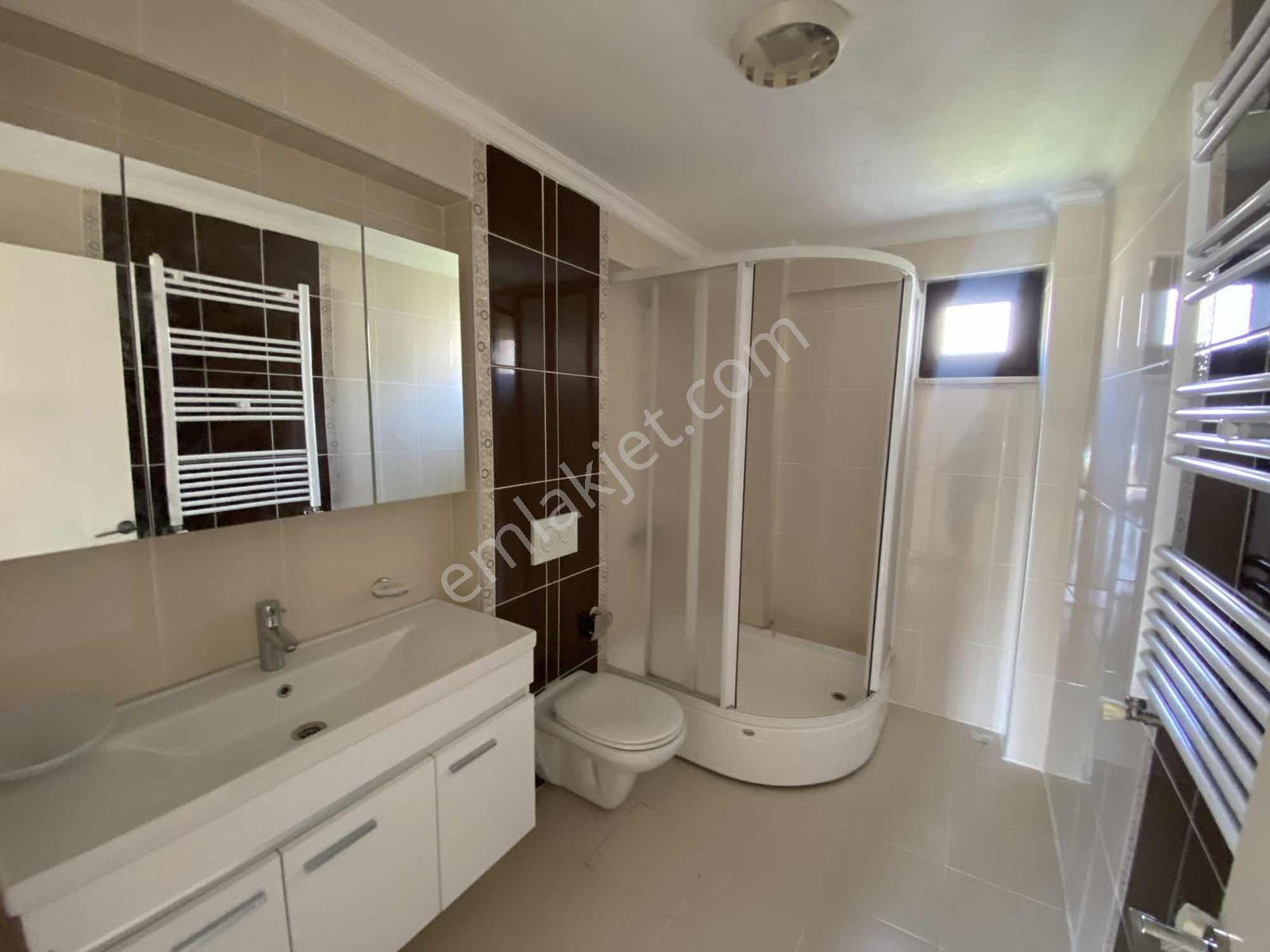 23 Nisan'da Elmas Sitesinde 3+1 Temiz, Manzaralı Kiralık Daire - Görsel 6