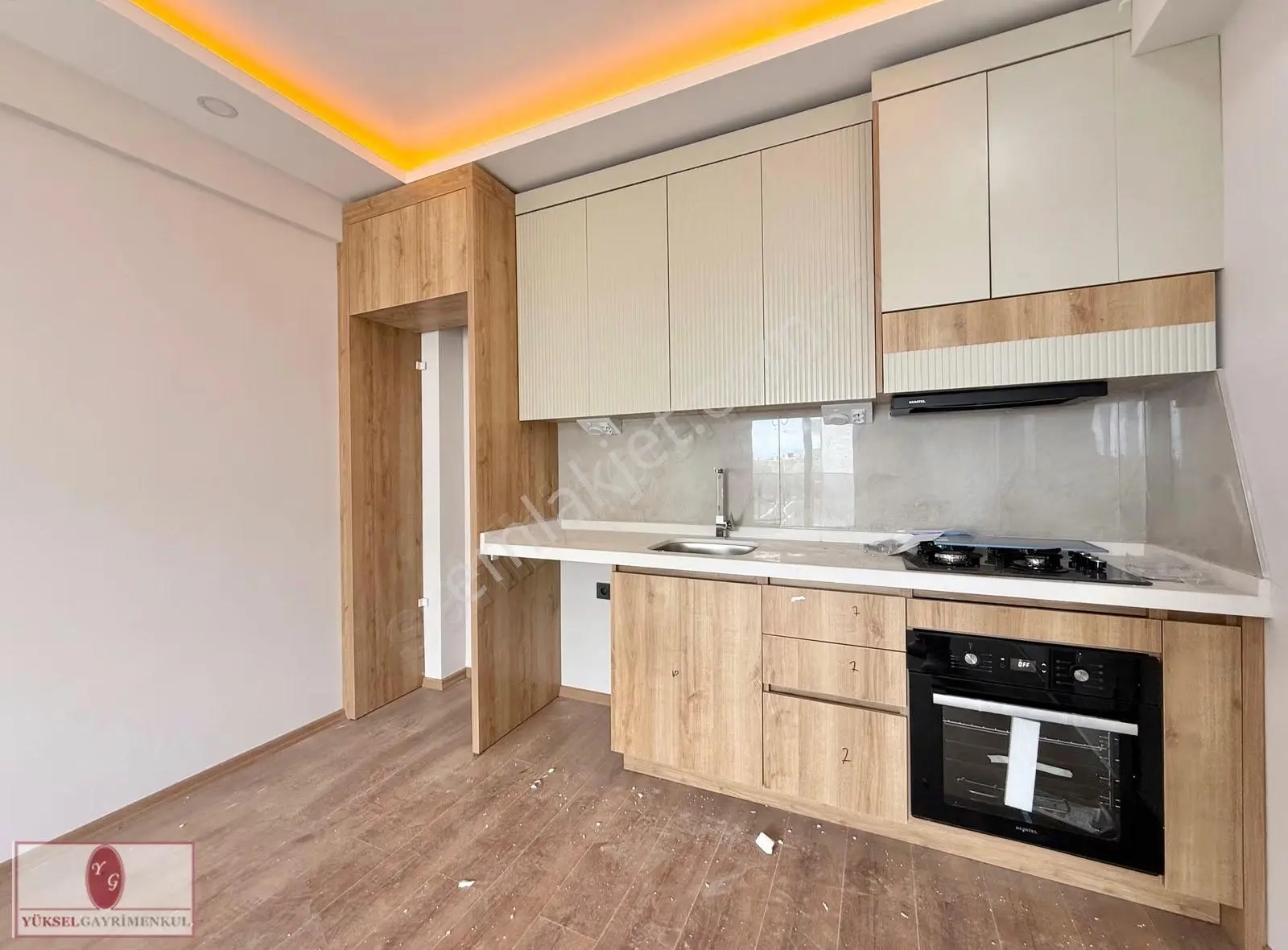 Yüksel'den Kadıköy'de Kapalı Otoparklı Sıfır Ultra Lüks 1+1