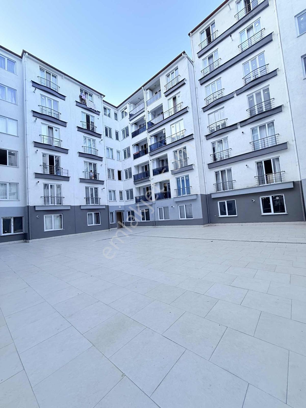 Metrobüse Yakın 2+1 Kiracılı 3.katta Satılık Daire - Görsel 24
