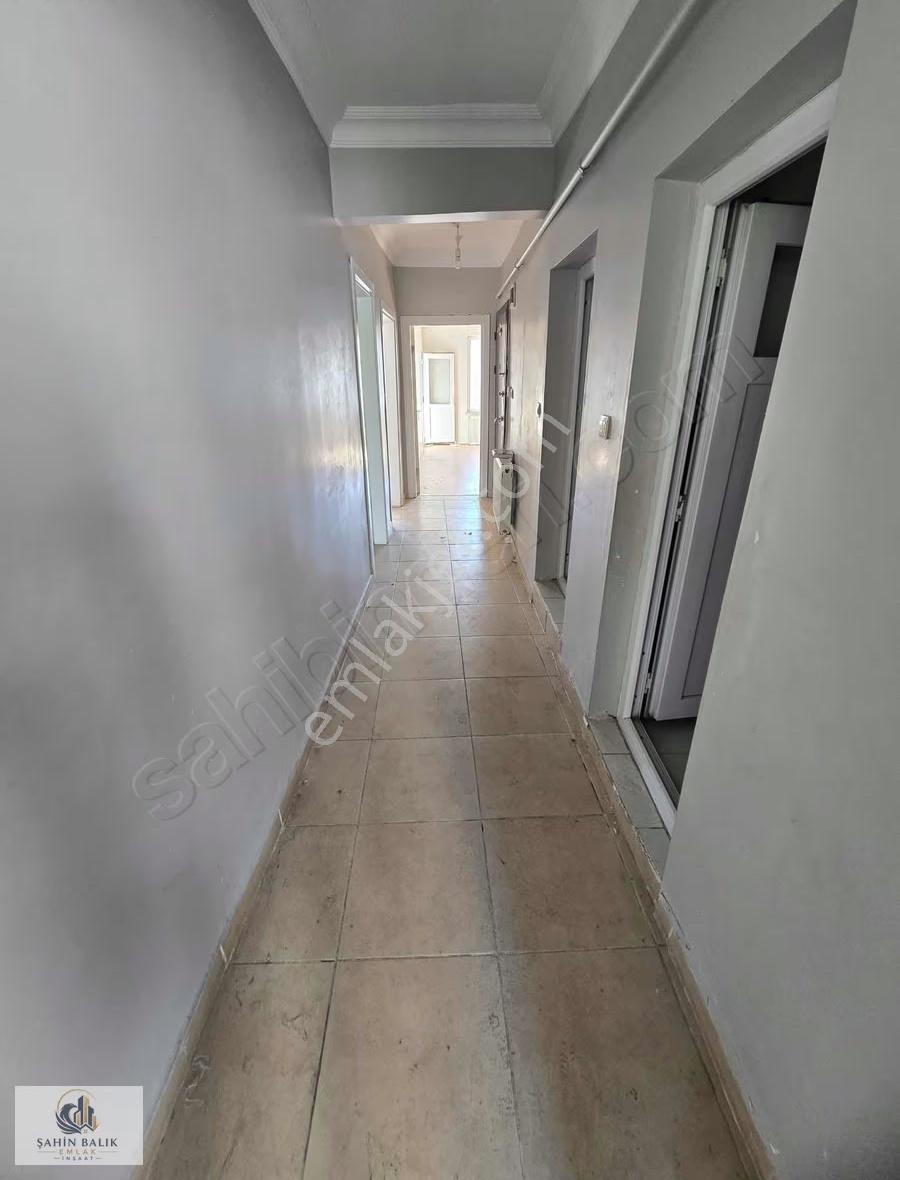 Şahin İnşaat 2+1 Ara Kat 130m2 Balkonlu - Görsel 22