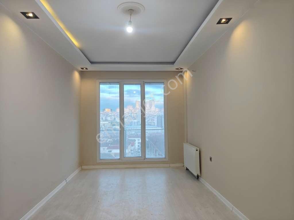 Esenyurt Yeşilkent Mh Liv Terrace Redinence 2+1 - Görsel 13