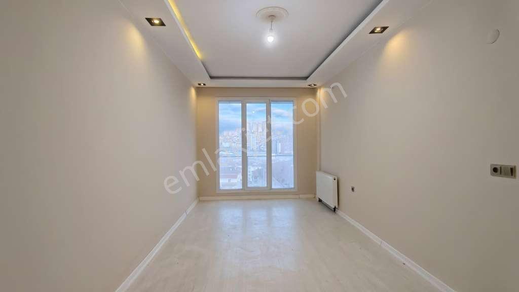 Esenyurt Yeşilkent Mh Liv Terrace Redinence 2+1 - Görsel 30