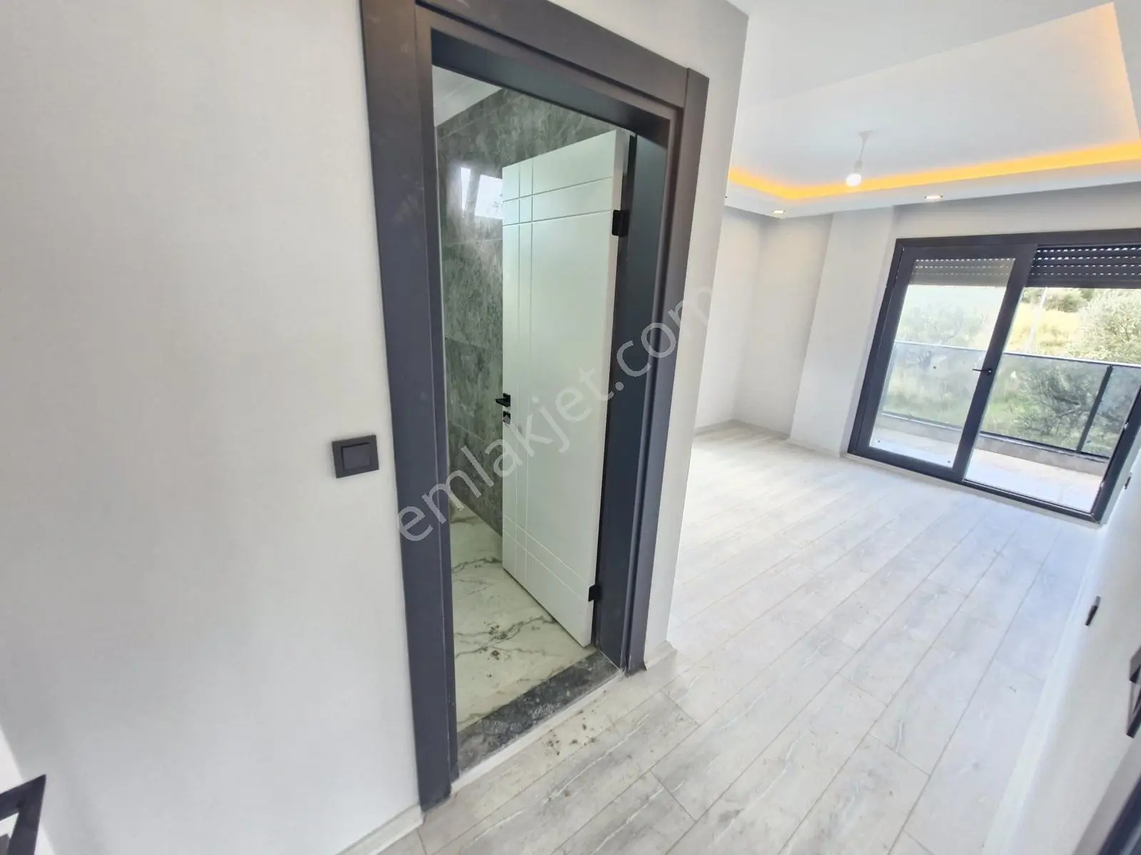 Gömeç Sahilde Site İçerisinde Lüx 3+1 Villamız Satılıktır - Görsel 17