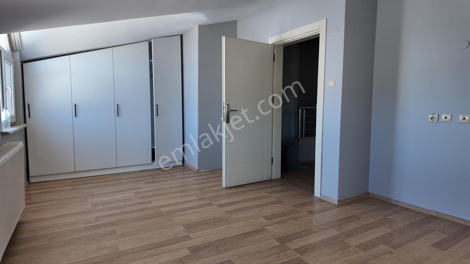 Karşıyaka'da Kaçırılmayacak Fiyata 3+2 Çatı Katı Dubleksi! - Görsel 28