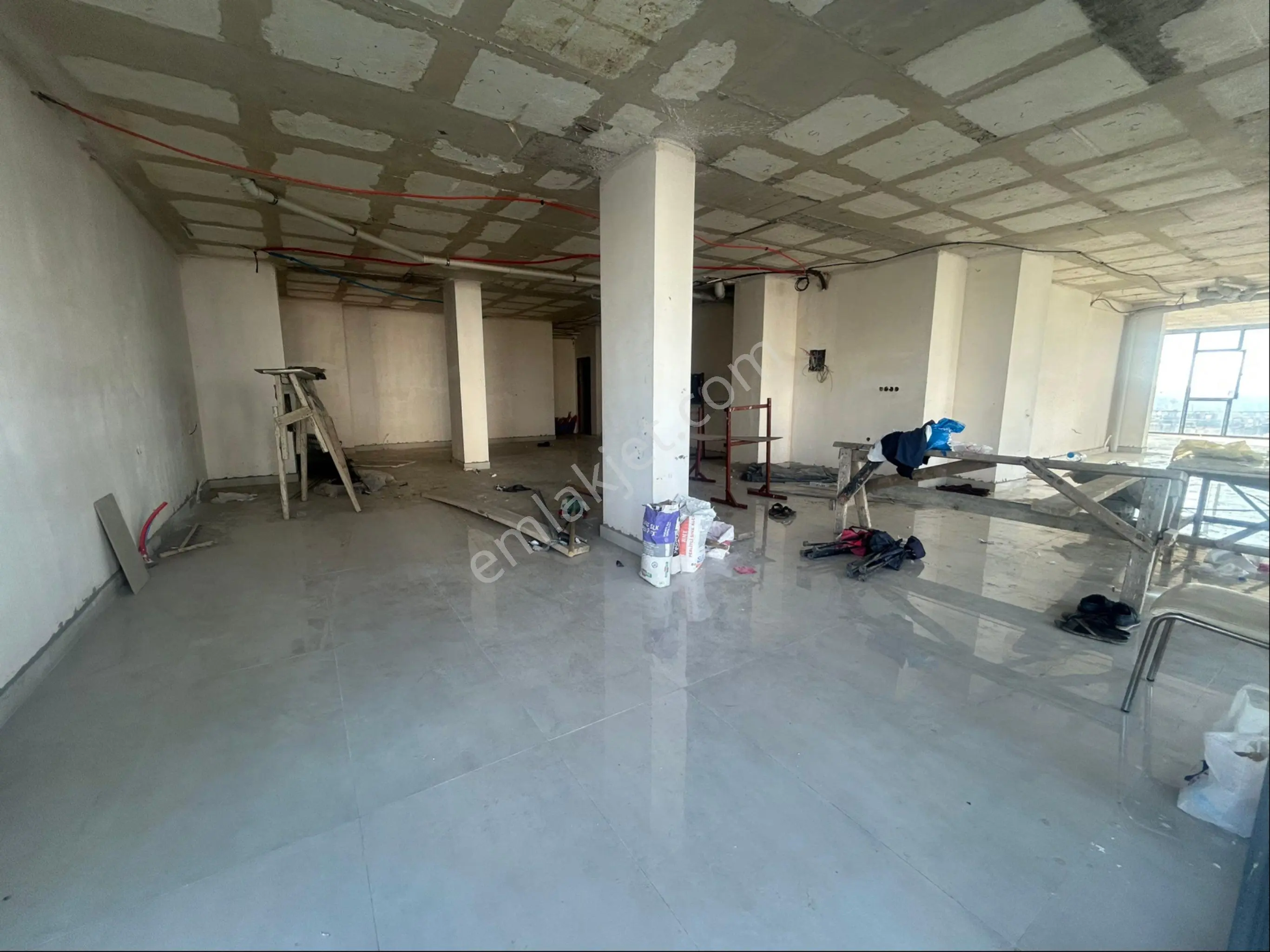 Balaç’ta Kiralık Dükkan