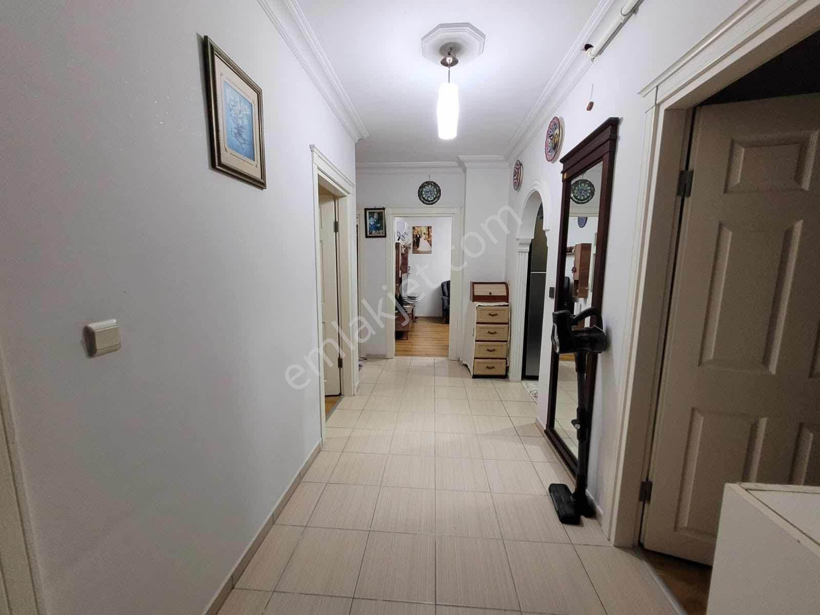Esentepe'de 130 M2 3+1 Doğal Gazlı Yüksek Giriş Daire - Görsel 20