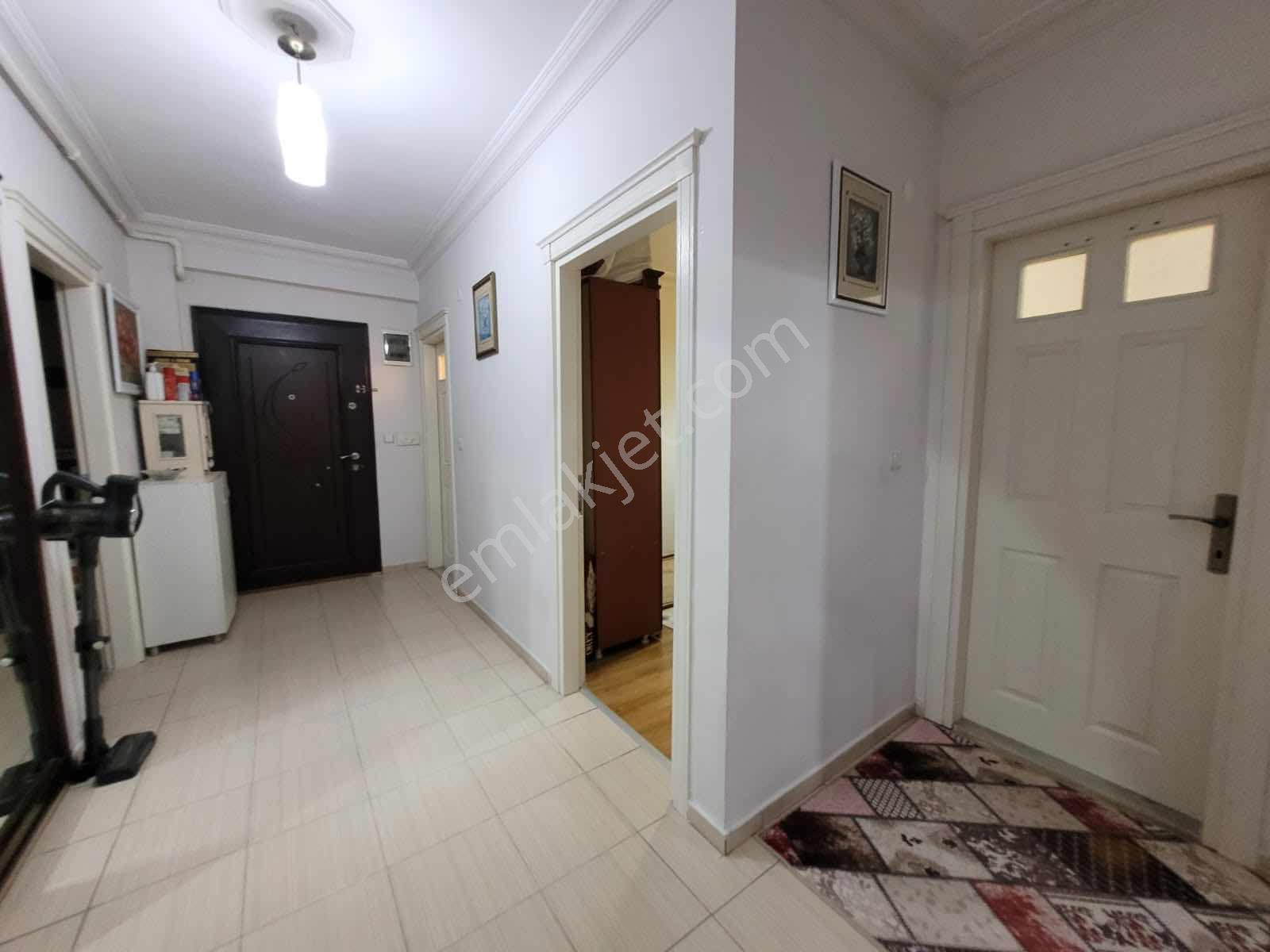 Esentepe'de 130 M2 3+1 Doğal Gazlı Yüksek Giriş Daire - Görsel 27