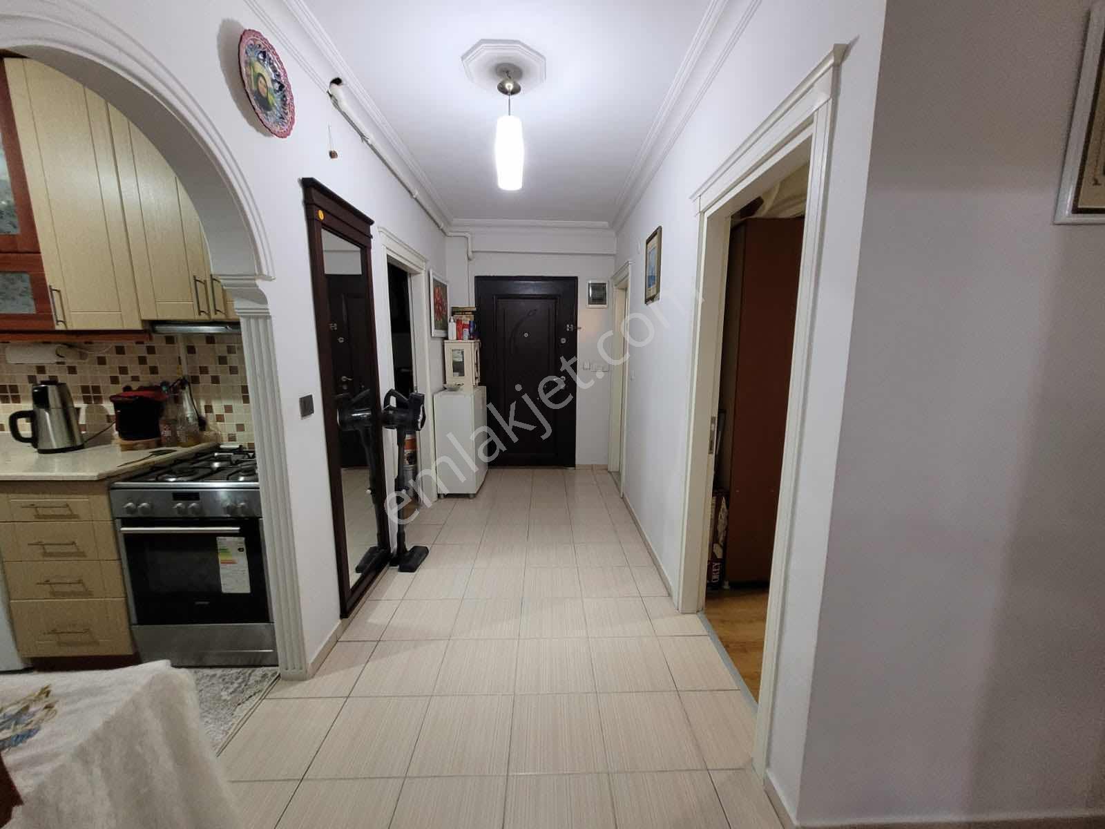 Esentepe'de 130 M2 3+1 Doğal Gazlı Yüksek Giriş Daire - Görsel 21