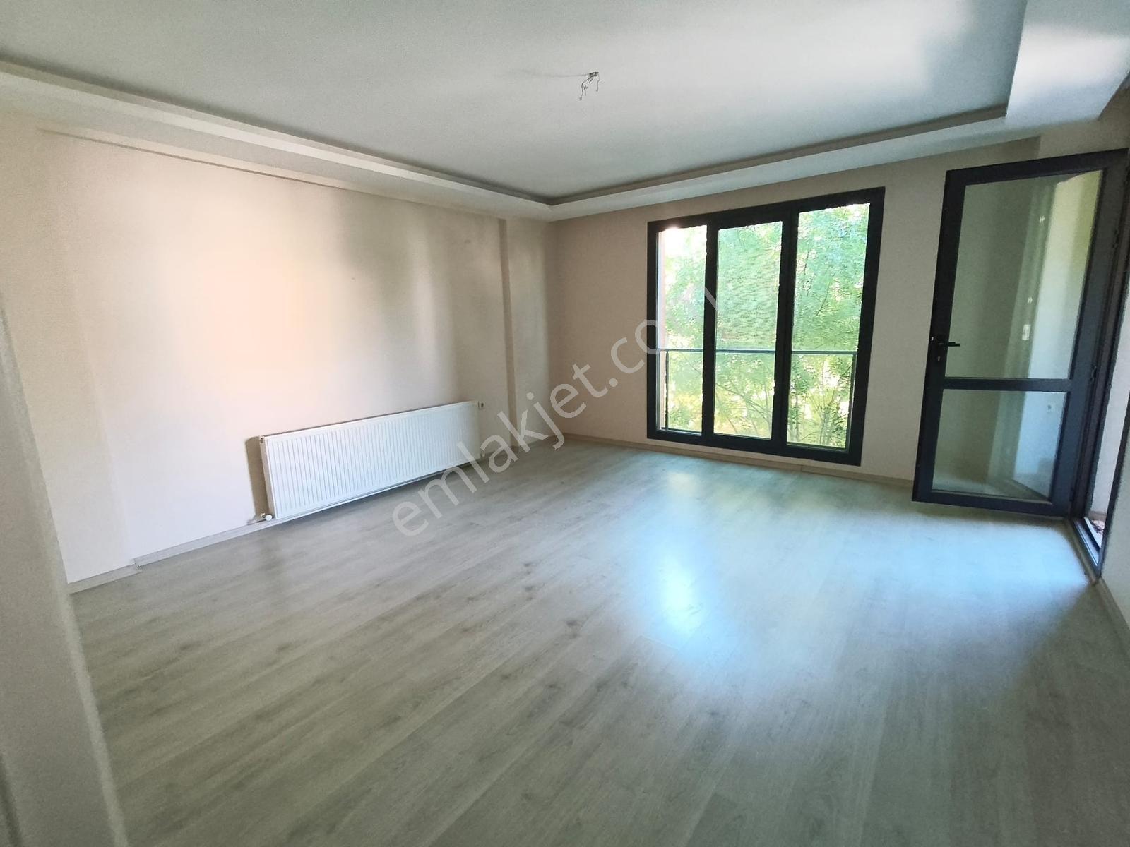 Devlet Hastanesi Yanında 2+1 Asansörlü Arakat Daire