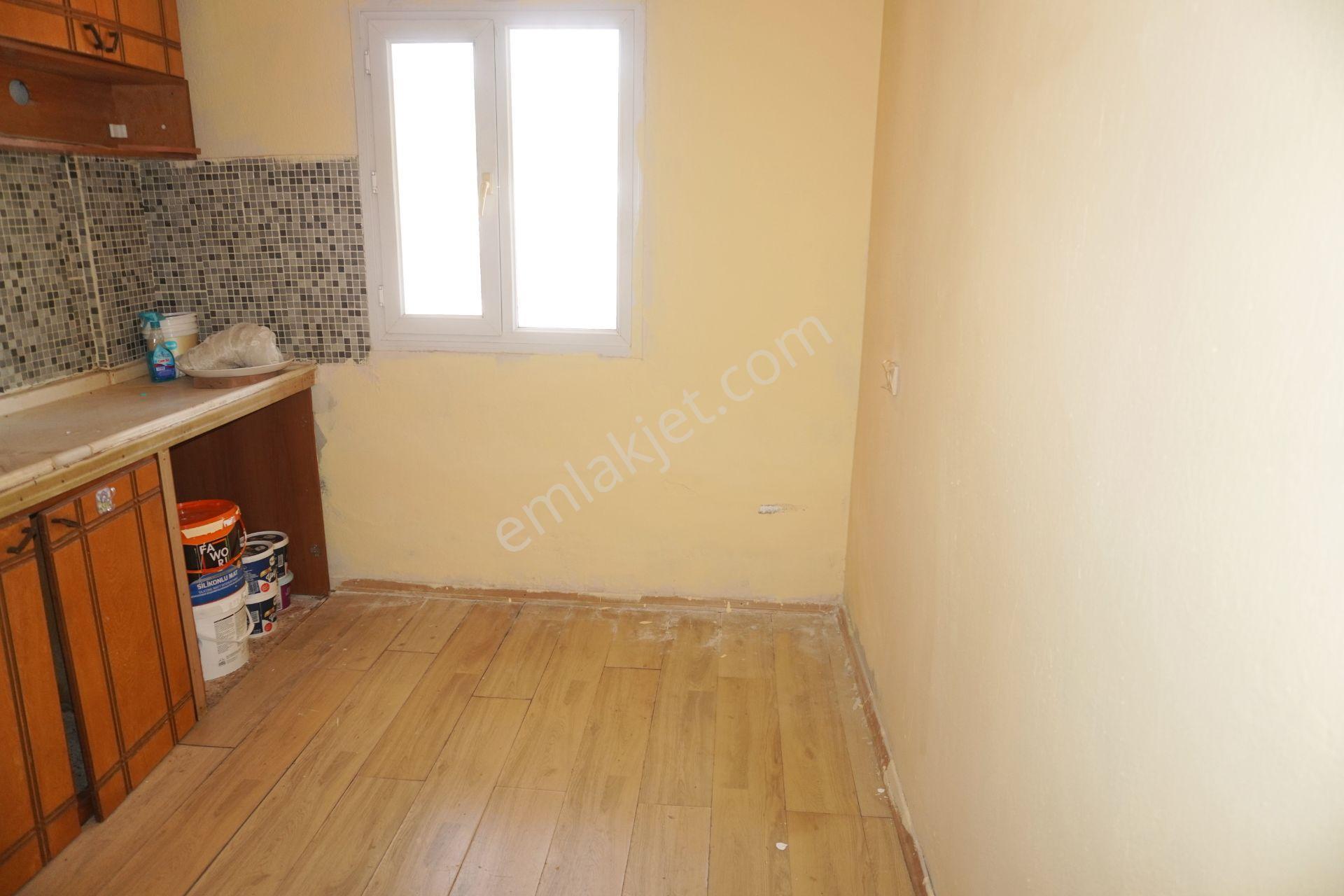 Asarlık İncirlipınar Da Kiralık 1+1 Kısmi Eşyalı Çiğliserkan Dan - Görsel 13