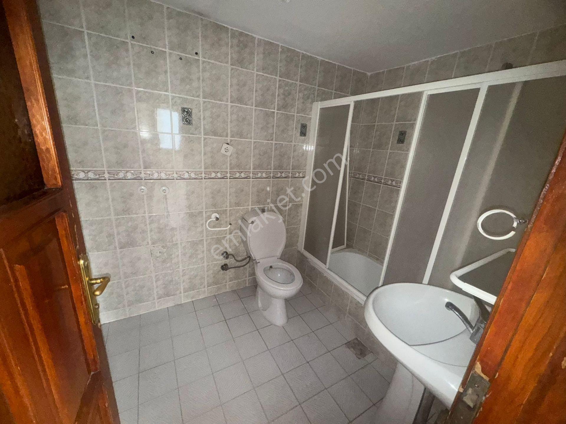 İnanç Emlaktan Giresun Hacıhüseyinde Kiralık 3+1 Daire - Görsel 16