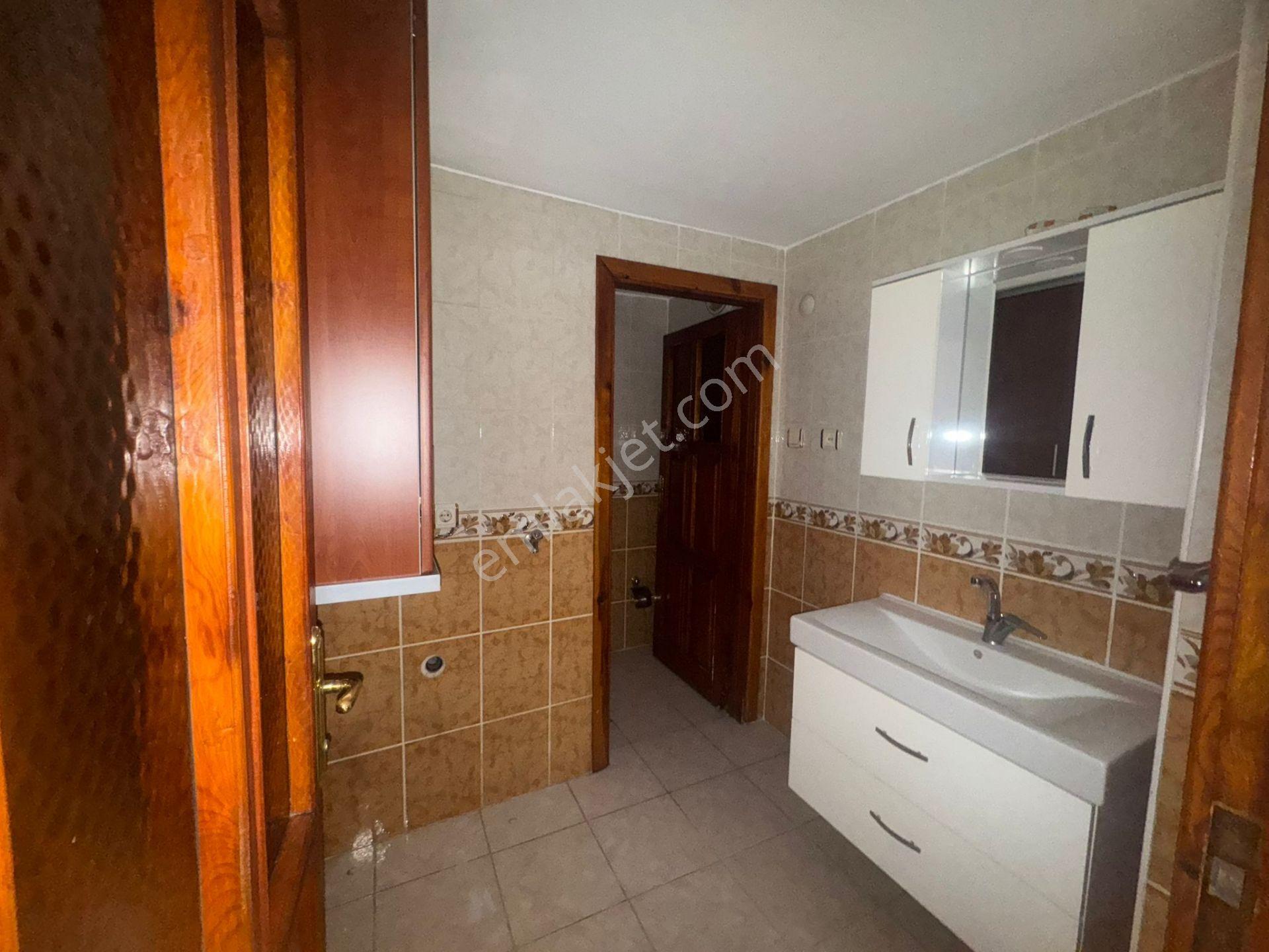 İnanç Emlaktan Giresun Hacıhüseyinde Kiralık 3+1 Daire - Görsel 13
