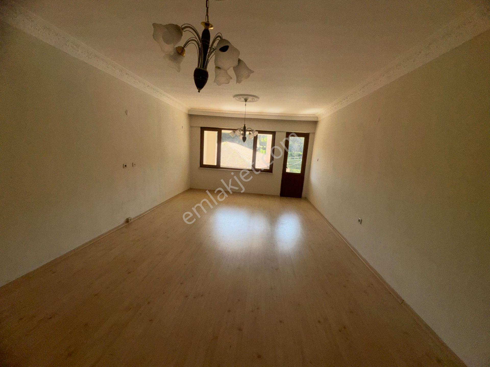 İnanç Emlaktan Giresun Hacıhüseyinde Kiralık 3+1 Daire - Görsel 7