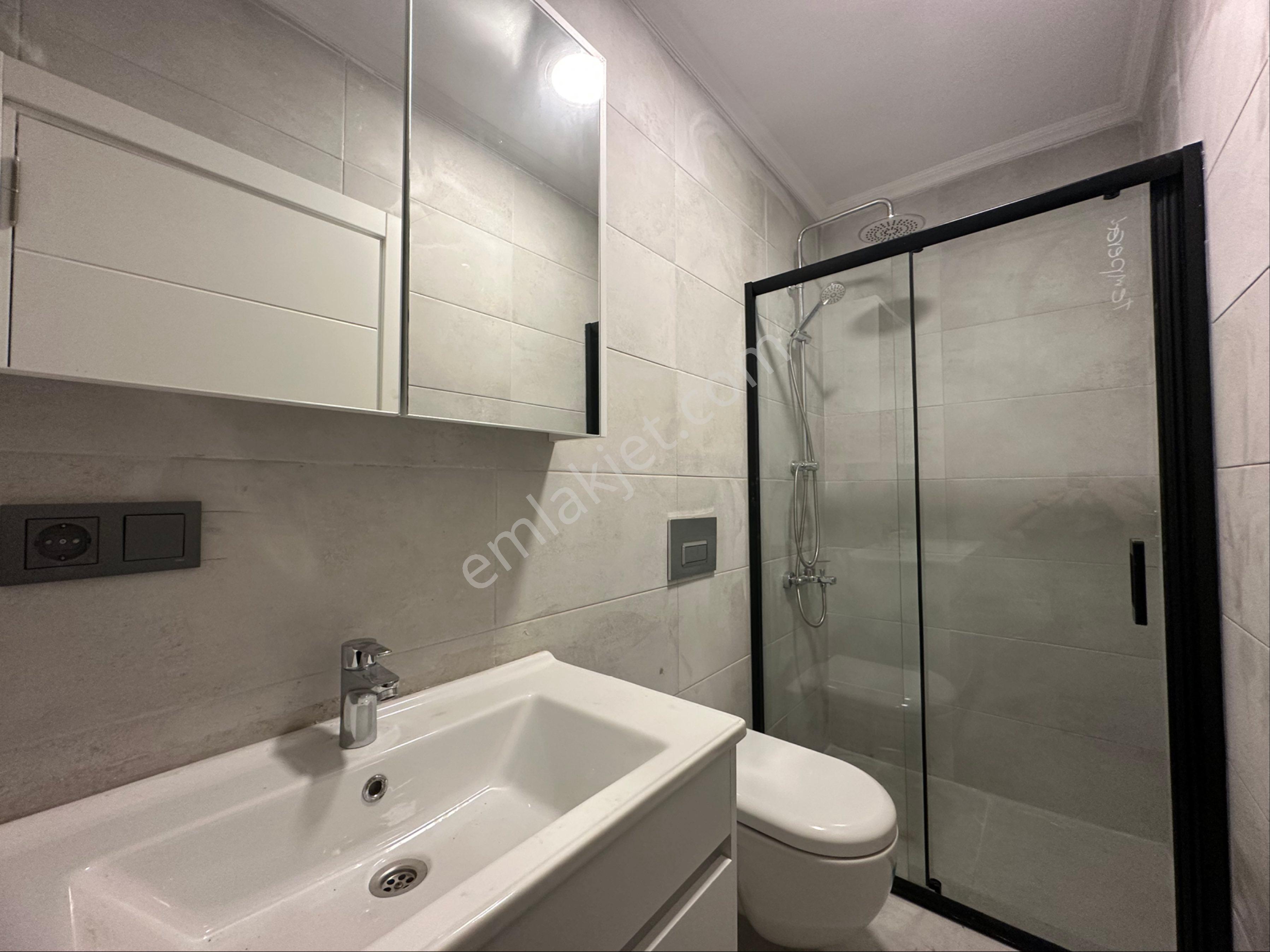 Büyükçekmece Güzelce'de Deniz Manzaralı 8+1 Satılık Villa - Görsel 30