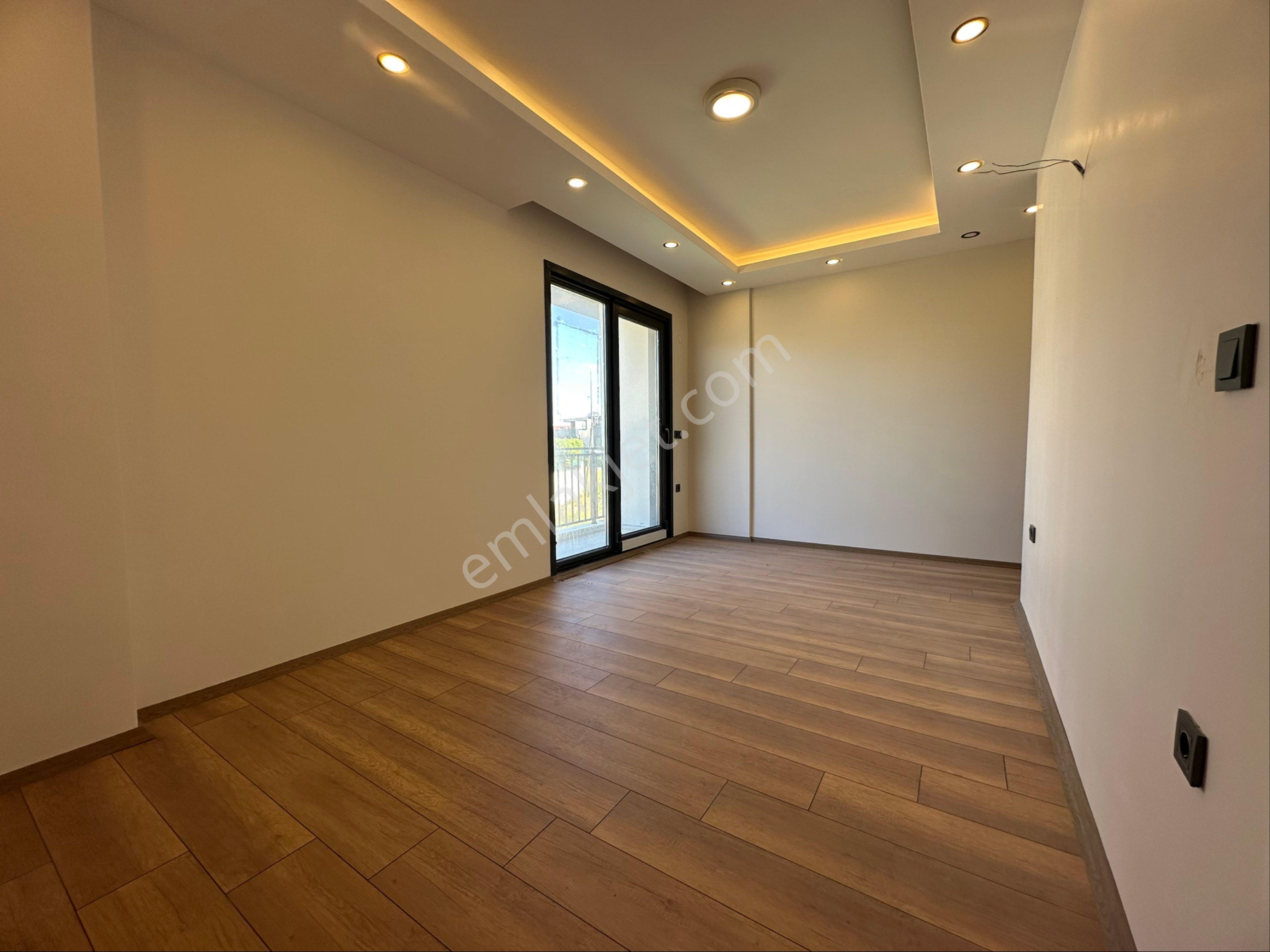 Büyükçekmece Güzelce'de Deniz Manzaralı 8+1 Satılık Villa - Görsel 20
