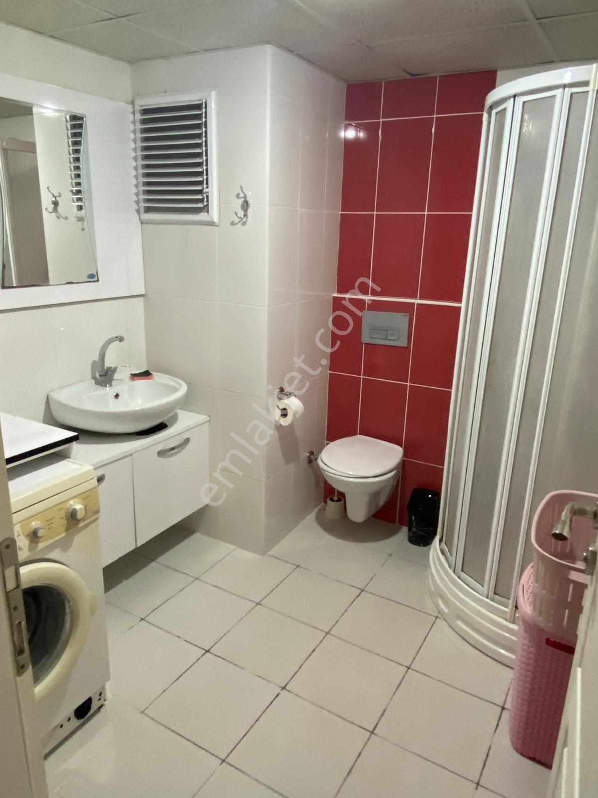 Körfez Rektörlük Tranvay Durağında Kiralık 1+1 Daire - Görsel 6