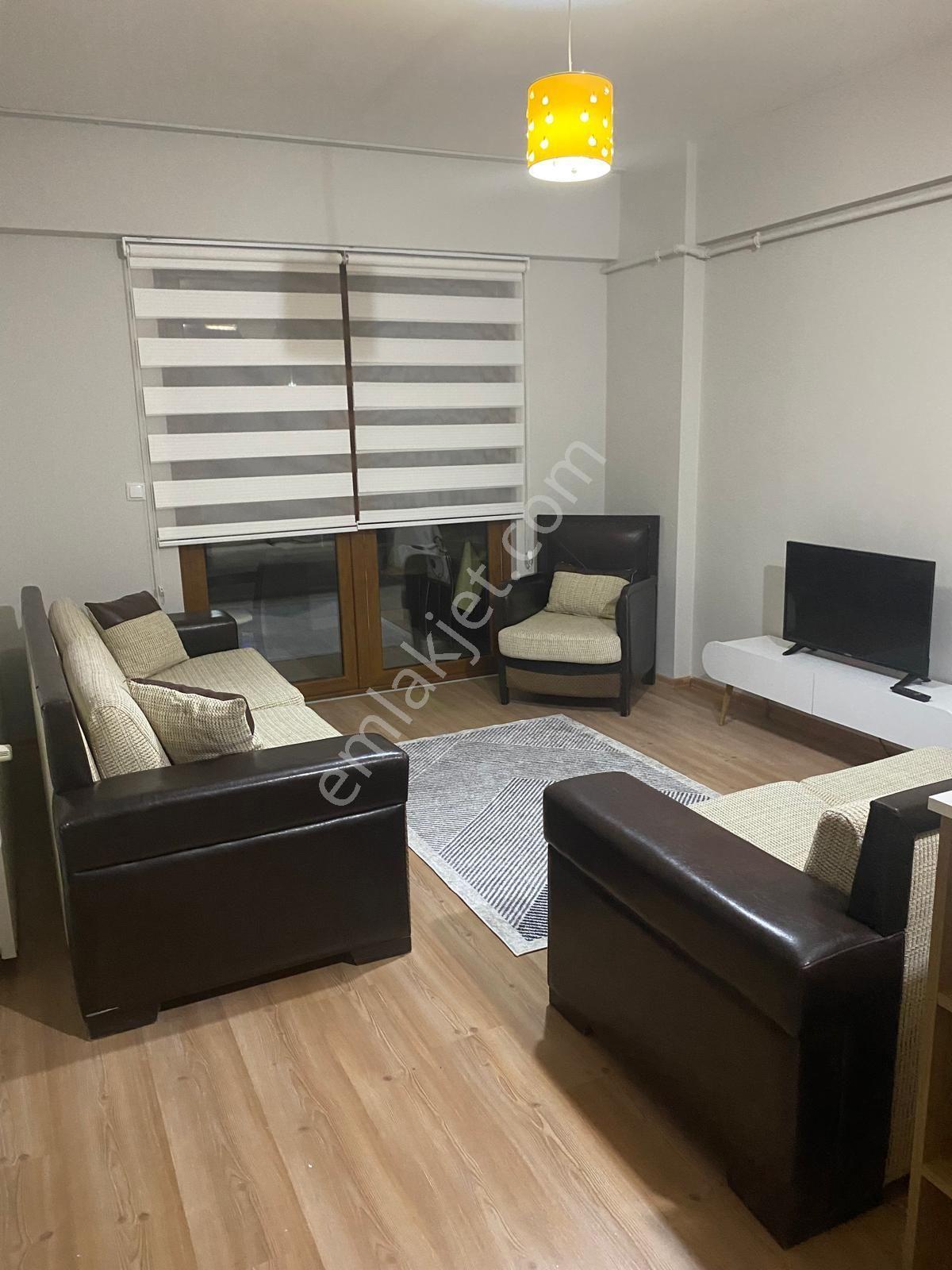 Körfez Rektörlük Tranvay Durağında Kiralık 1+1 Daire - Görsel 3