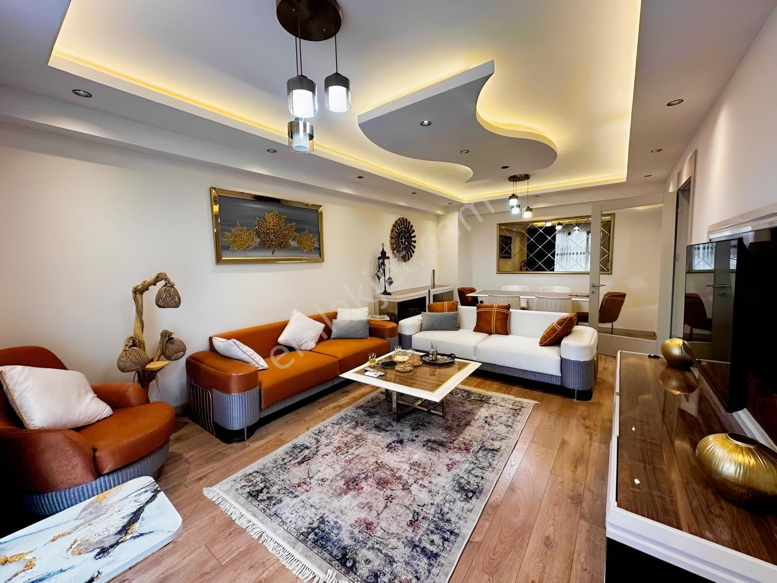 Demir Counrty / 3+1 / Esyalı / 168 M2