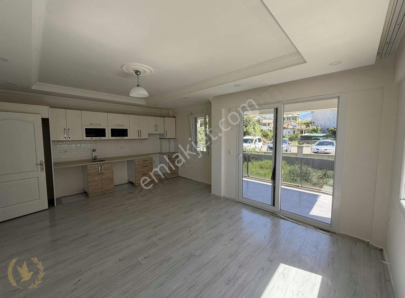 Seydikemer Menekşede Çarşıya Yakın Giriş Katı 3+1 Kiralık Daire - Görsel 3