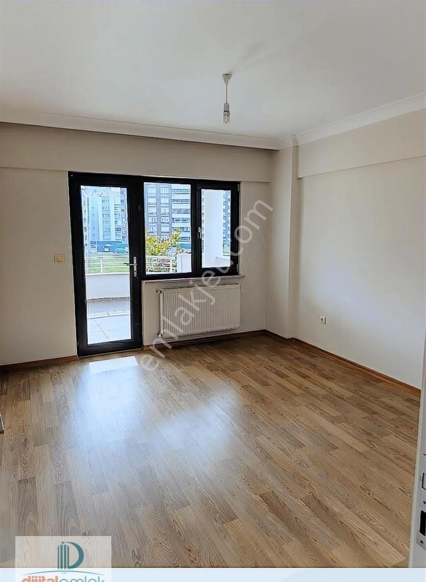 23 Nisan Mh. 40.000.tl Site İçinde 156m2 Ara Kat 3+1 Kiralık Da - Görsel 4