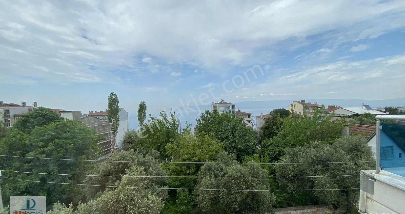 Gemlik Kurşunluda Deniz Manzaralı Satılık Triplex Villa. - Görsel 13