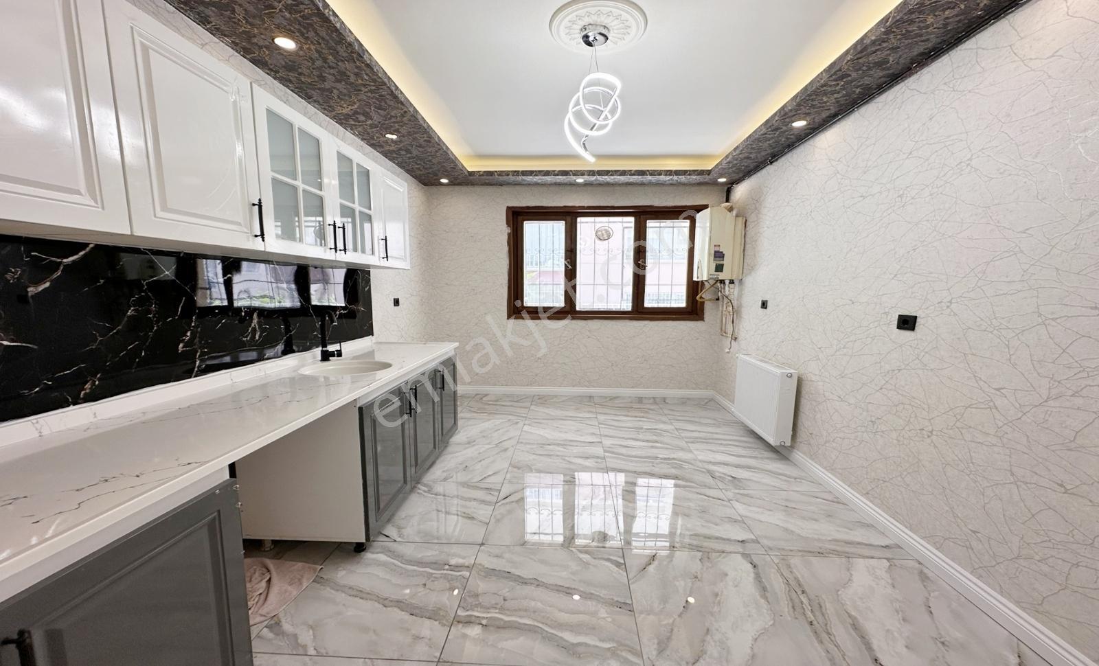 ! Kuşcağız'da Kalbur Caddesi Üzeri 120 M² Full Yapılı 3+1 Daire - Görsel 3