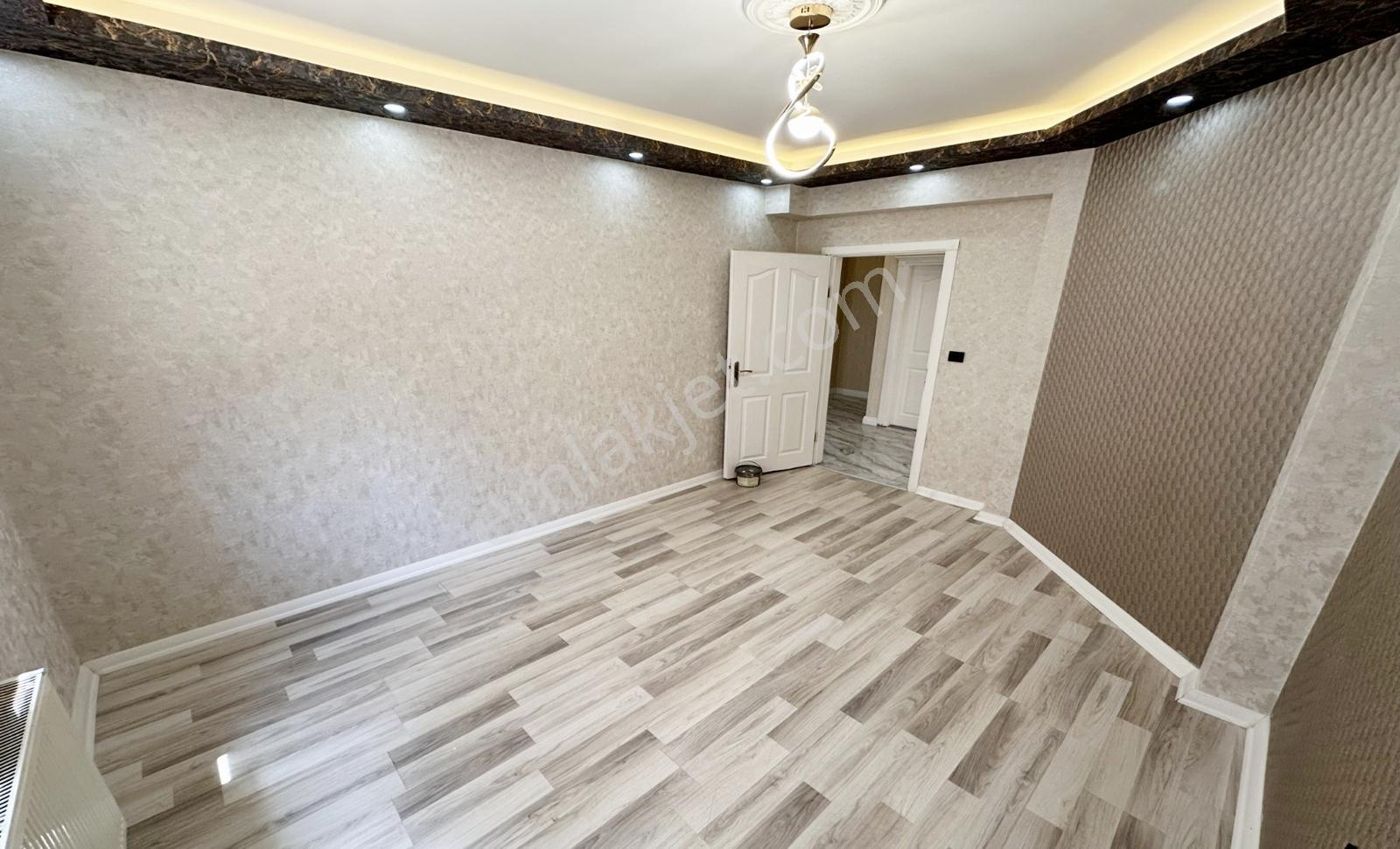 ! Kuşcağız'da Kalbur Caddesi Üzeri 120 M² Full Yapılı 3+1 Daire - Görsel 18