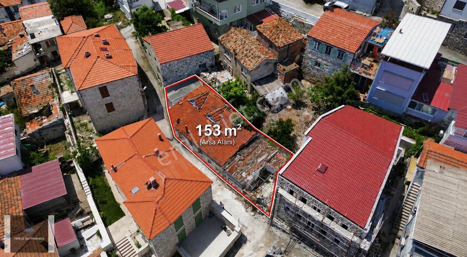 Urla Sıra Mahallesi'nde 153 M2 Arsa İçinde 2 Daire - Görsel 2