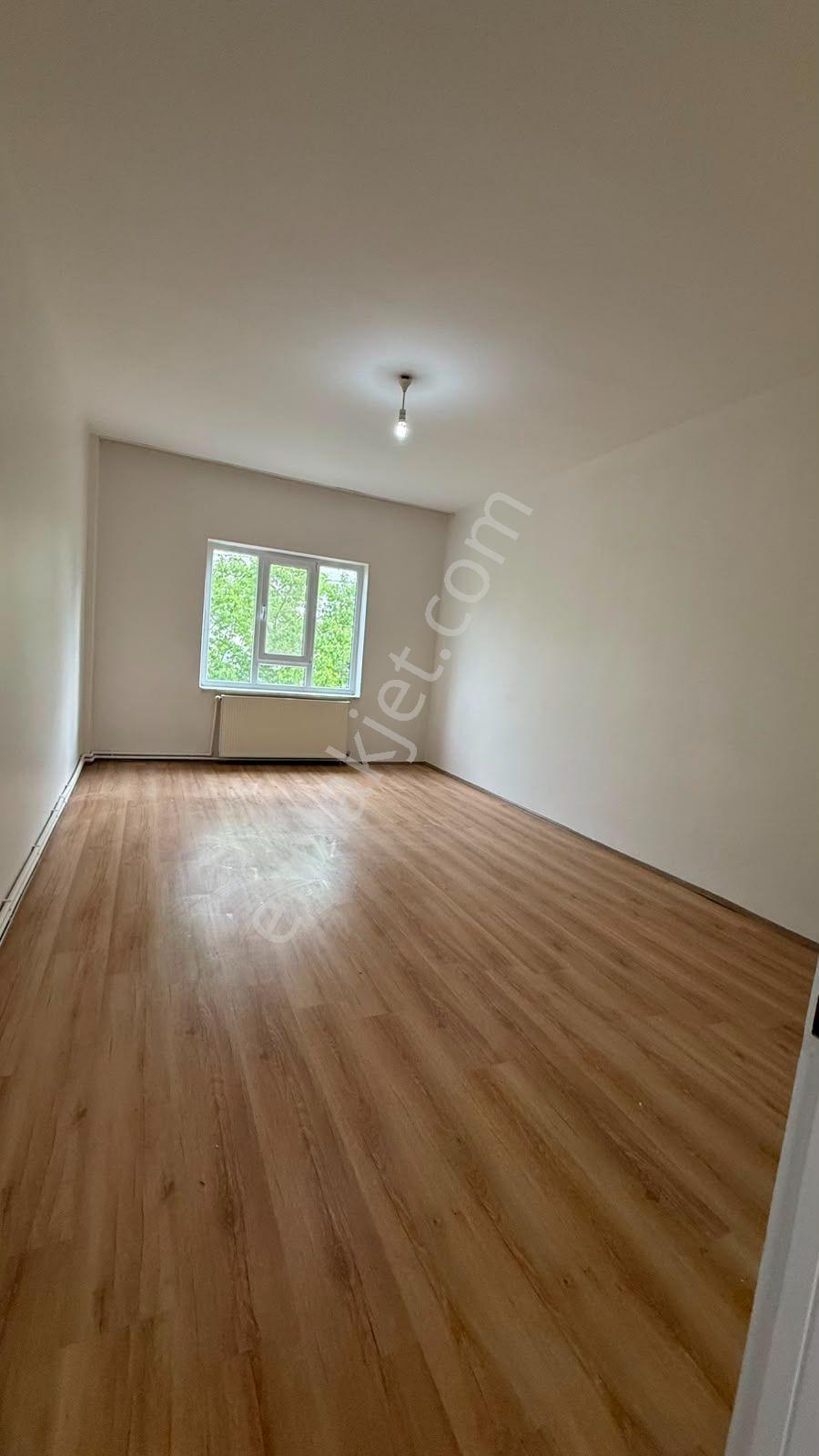 Öz Gaye Emlaktan Develi Yeni Mahallede Kiralık Geniş Daire - Görsel 4
