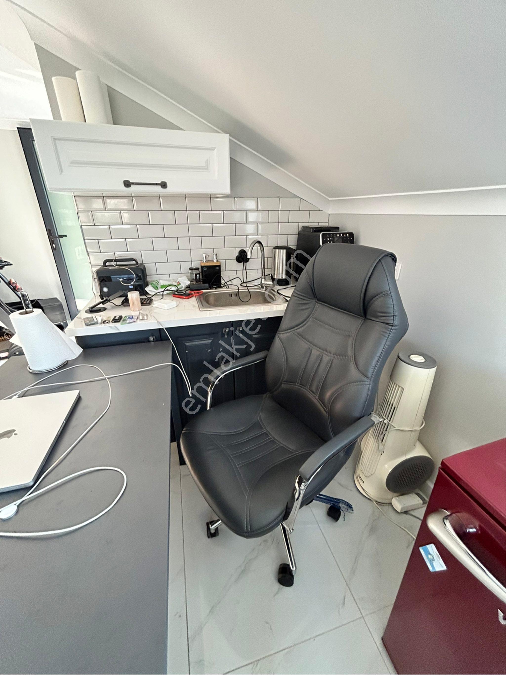 En Baba Konumda___________ Satılık 2 Girişli Deluxe Daire_______ - Görsel 23