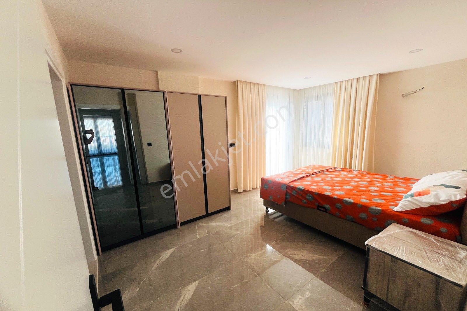 Didimde 5+1 Tam Müstakil Havuzlu Otoparklı Eşyalı Lüks Villa - Görsel 17