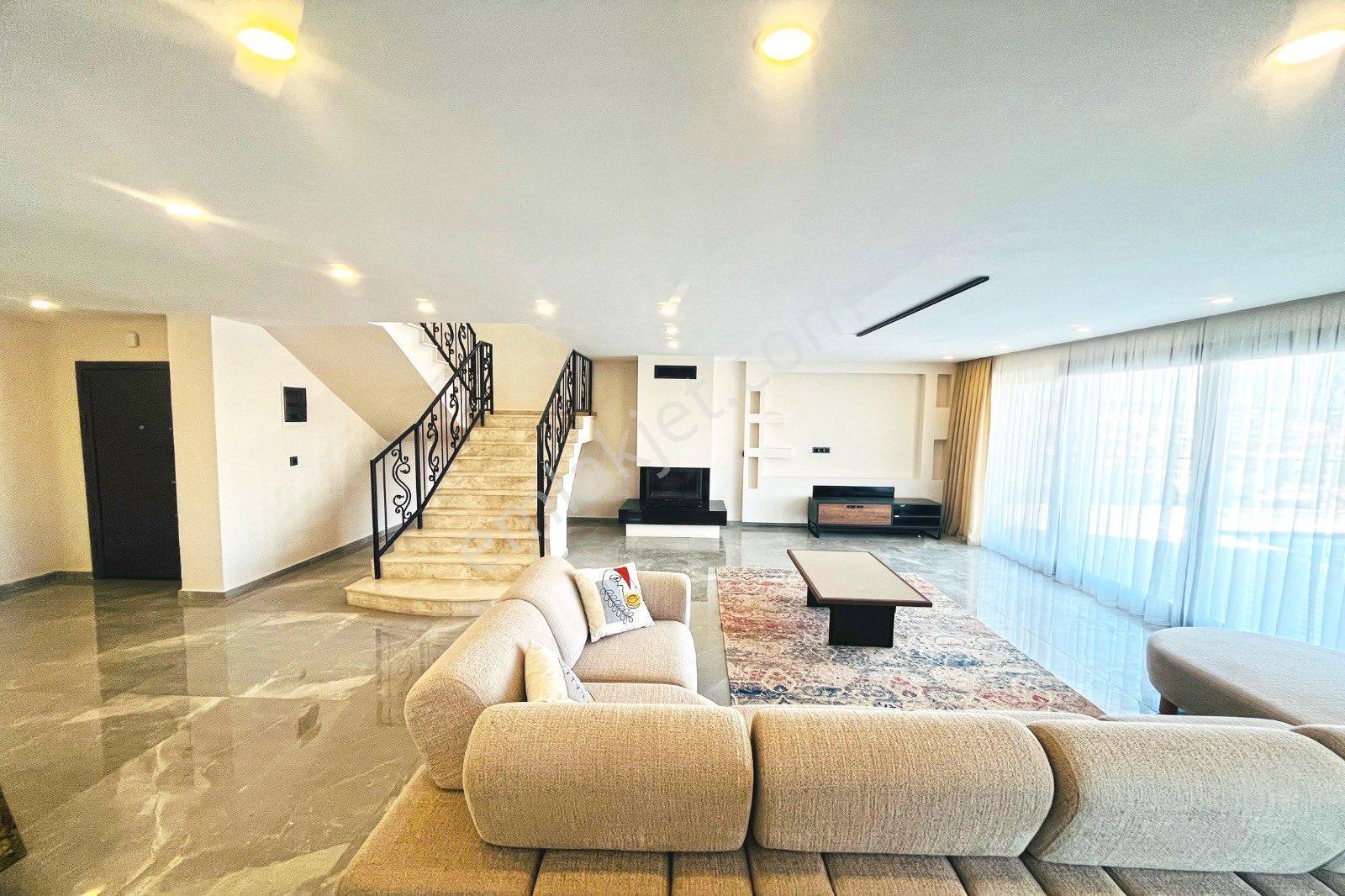 Didimde 5+1 Tam Müstakil Havuzlu Otoparklı Eşyalı Lüks Villa - Görsel 8