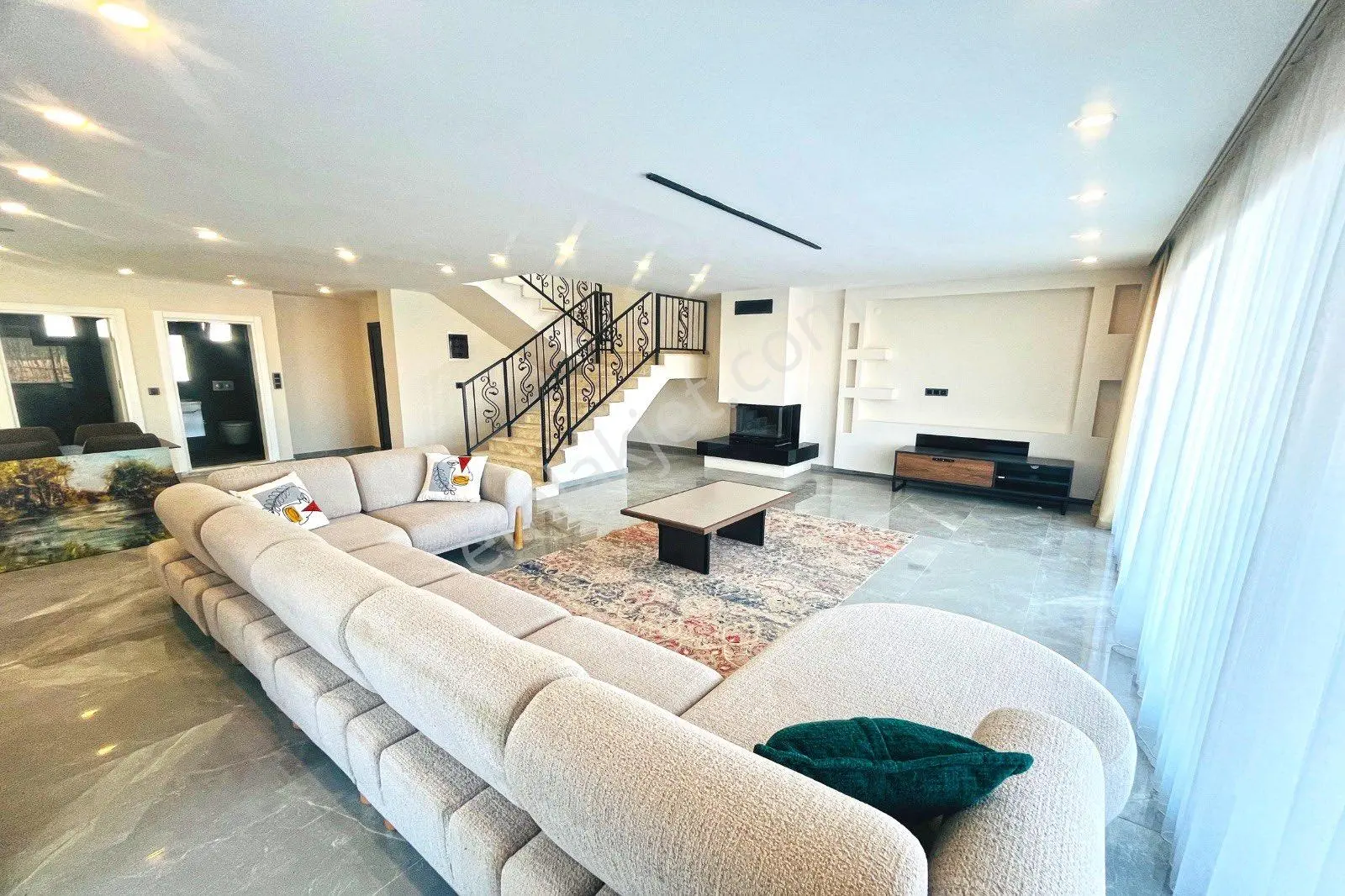 Didimde 5+1 Tam Müstakil Havuzlu Otoparklı Eşyalı Lüks Villa - Görsel 5
