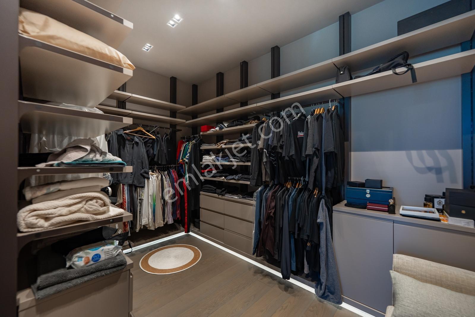 Acarkent'te Benzersiz Mimari | Tek Katlı Loft Penthouse Villa - Görsel 2