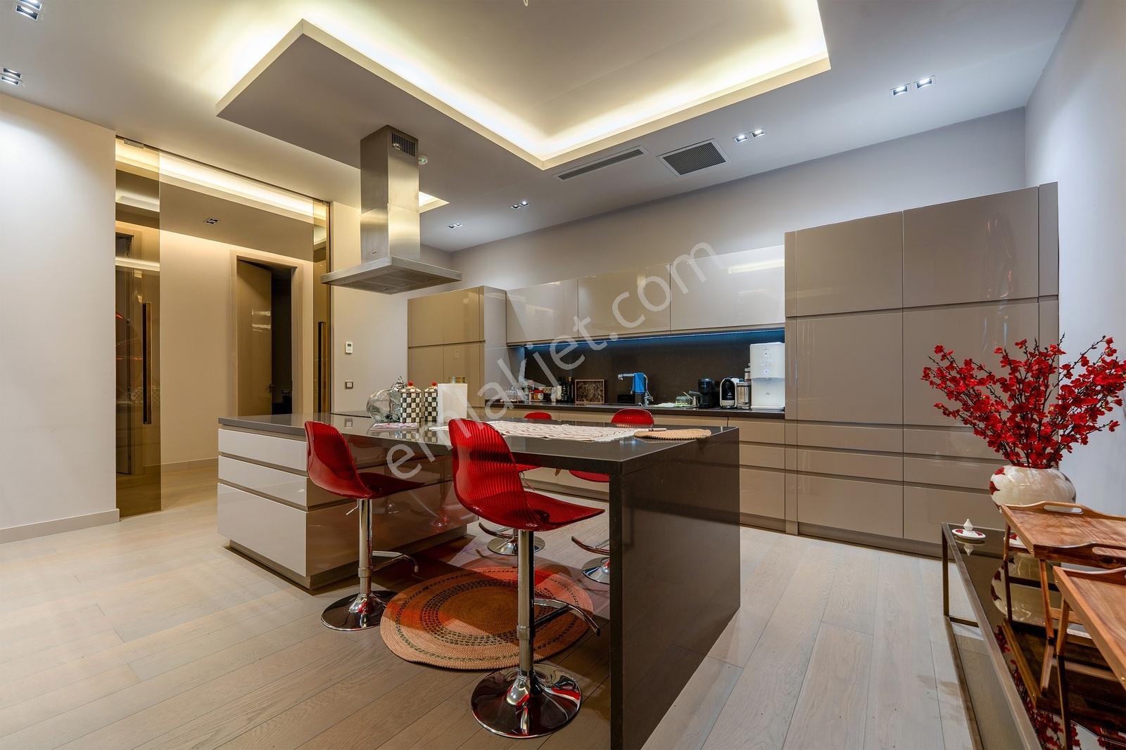 Acarkent'te Benzersiz Mimari | Tek Katlı Loft Penthouse Villa - Görsel 17