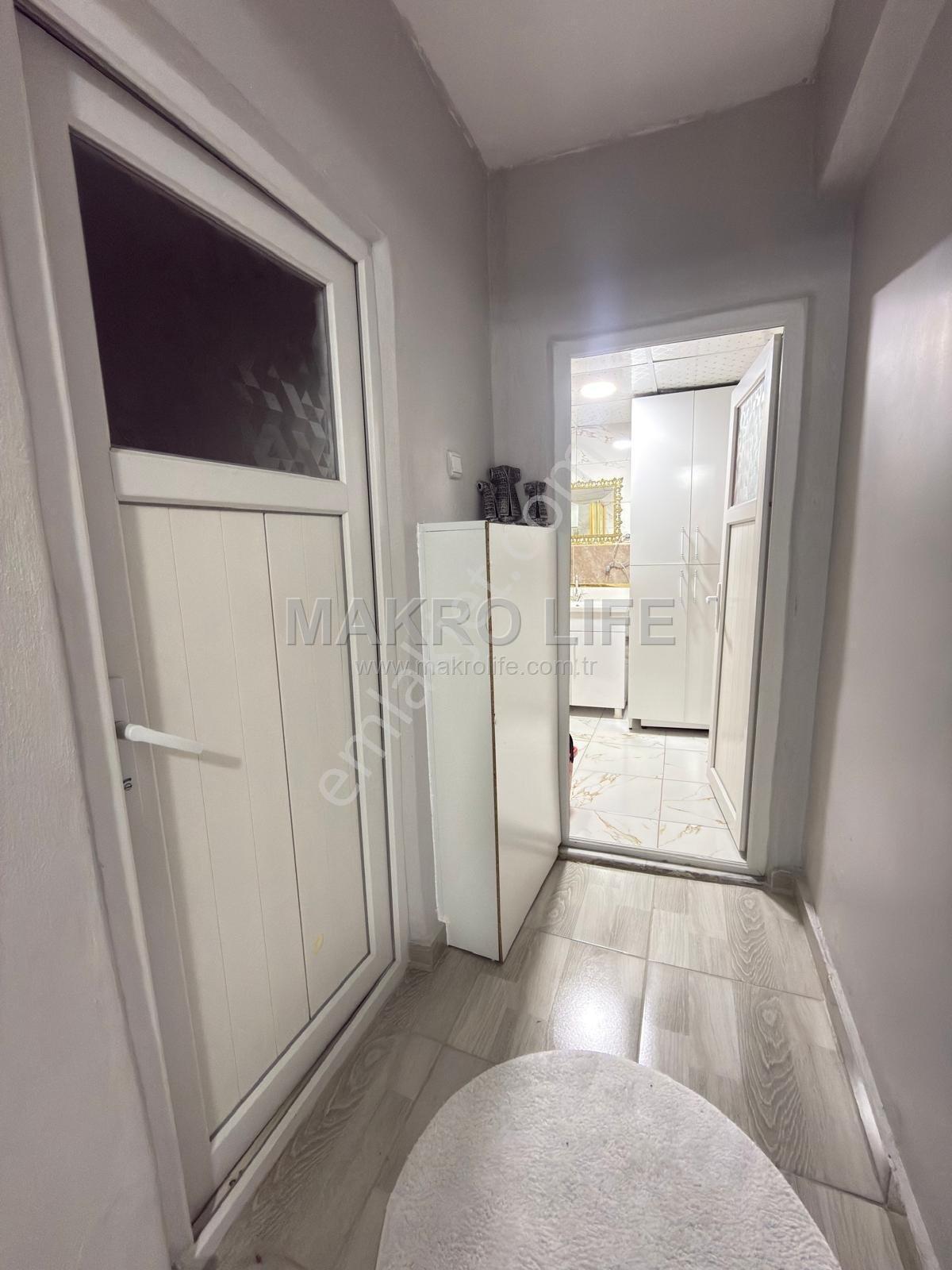Koşuyolu Parkı Civarı Yapılı Merkezi Konumda Satılık 2+1 Daire - Görsel 15