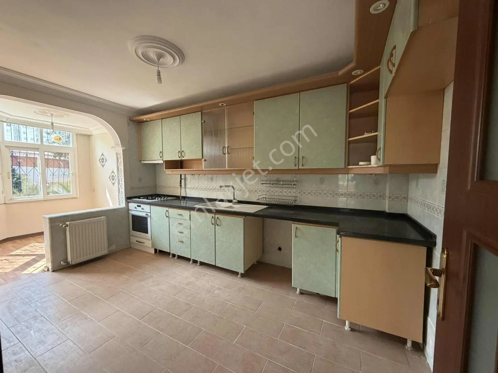 Aksagaz Civarı Kombili Parkeli Özala 2.parselde Kiralık 4+1 Dair - Görsel 2