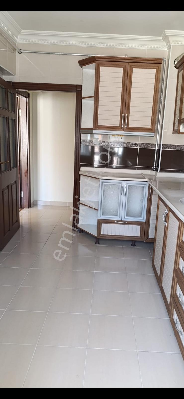 Barut Emlaktan Eski Çarşamba Pazarı Yanı Yapılı 2+1 Daire 3. Kat - Görsel 17