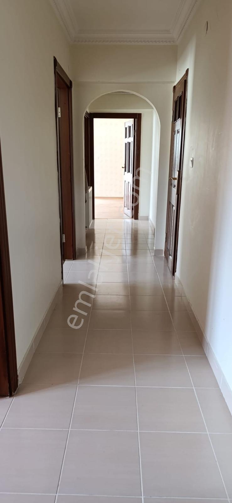 Barut Emlaktan Eski Çarşamba Pazarı Yanı Yapılı 2+1 Daire 3. Kat - Görsel 2