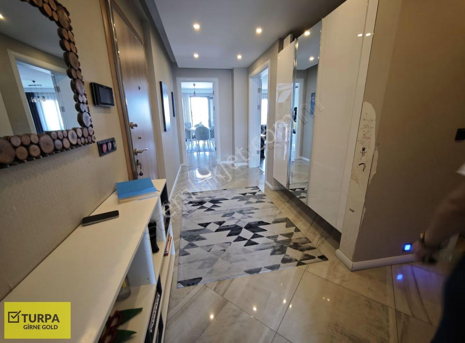 Menemen 9 Eylül'de İzabana Yakın Havuzlu Site, Kiralık Geniş 3+1 - Görsel 19