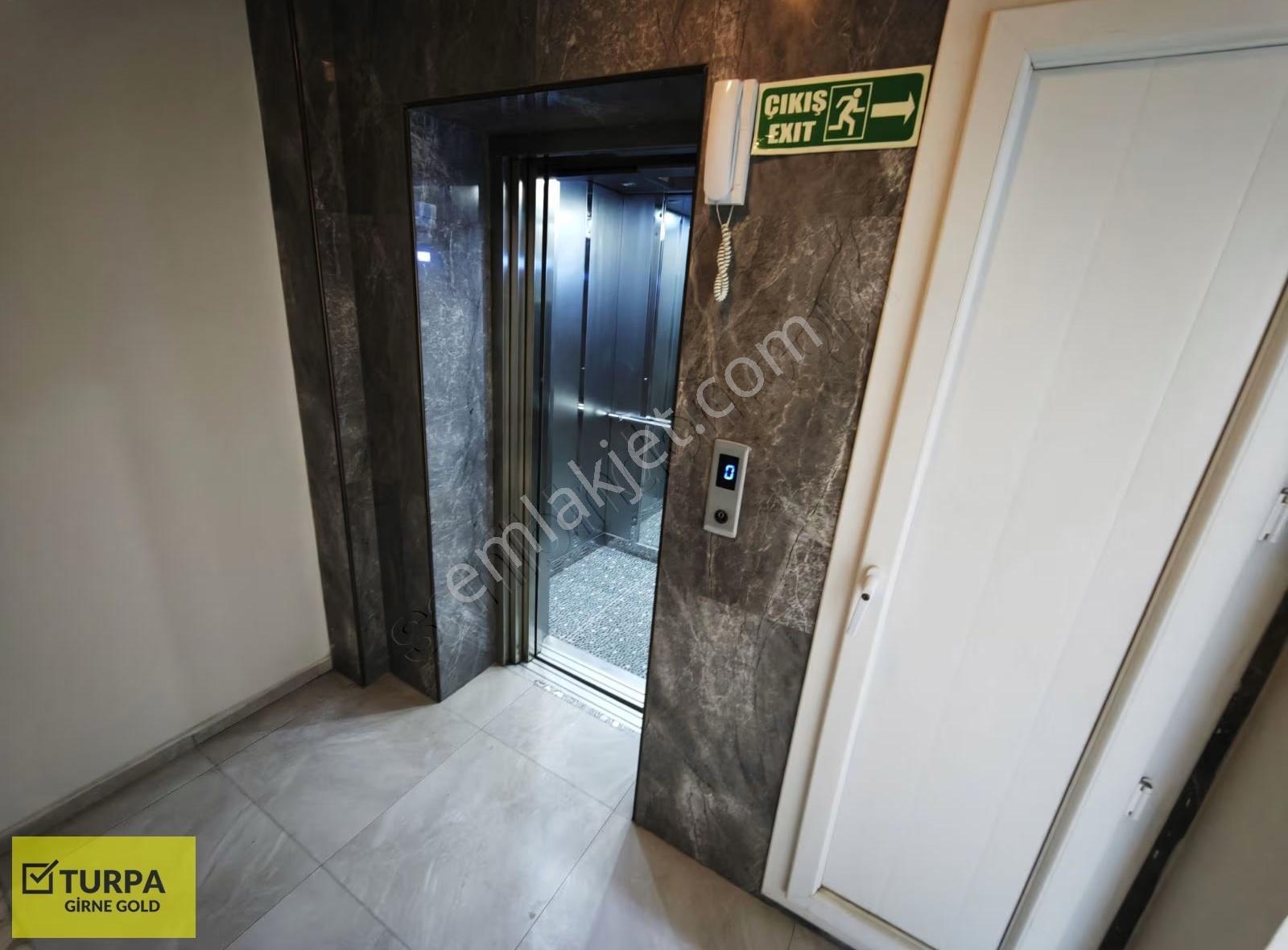 Menemen 9 Eylül'de İzabana Yakın Havuzlu Site, Kiralık Geniş 3+1 - Görsel 20
