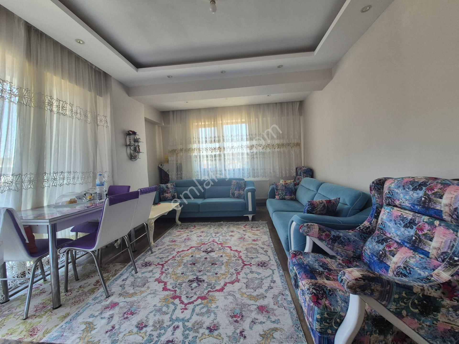 Çanakkale Merkez İsmetpaşa Mahallesi'nde Satılık 2+1 Eşyalı Daire - Görsel 3