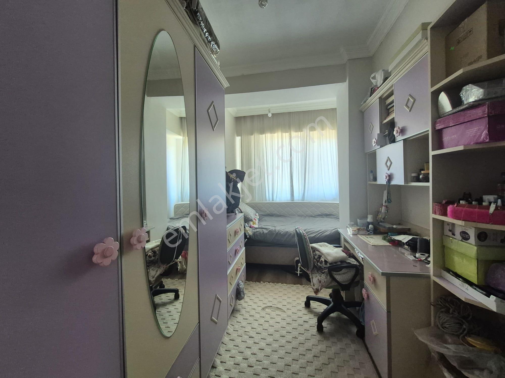Çanakkale Merkez İsmetpaşa Mahallesi'nde Satılık 2+1 Eşyalı Daire - Görsel 9