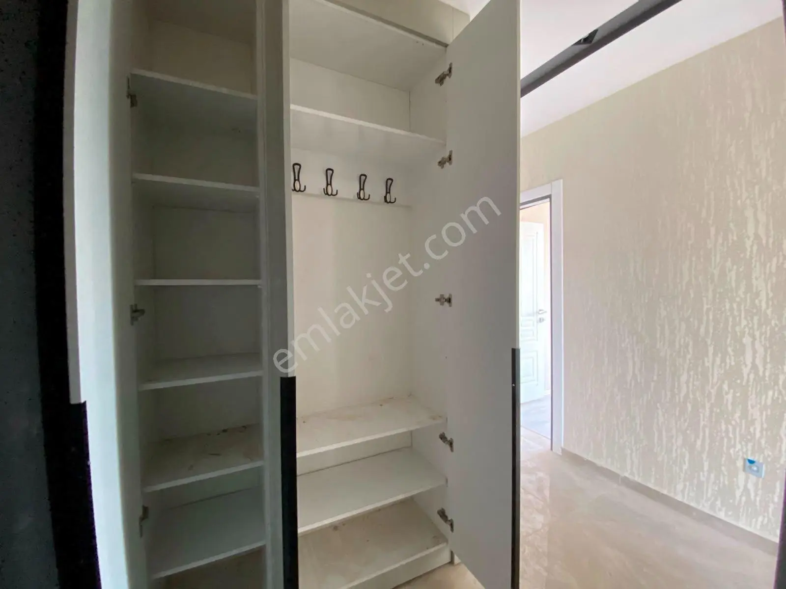 Emlak 72'den Fatih Mah.kiralık Ara Kat 2+1 Sıfır Daire - Görsel 5