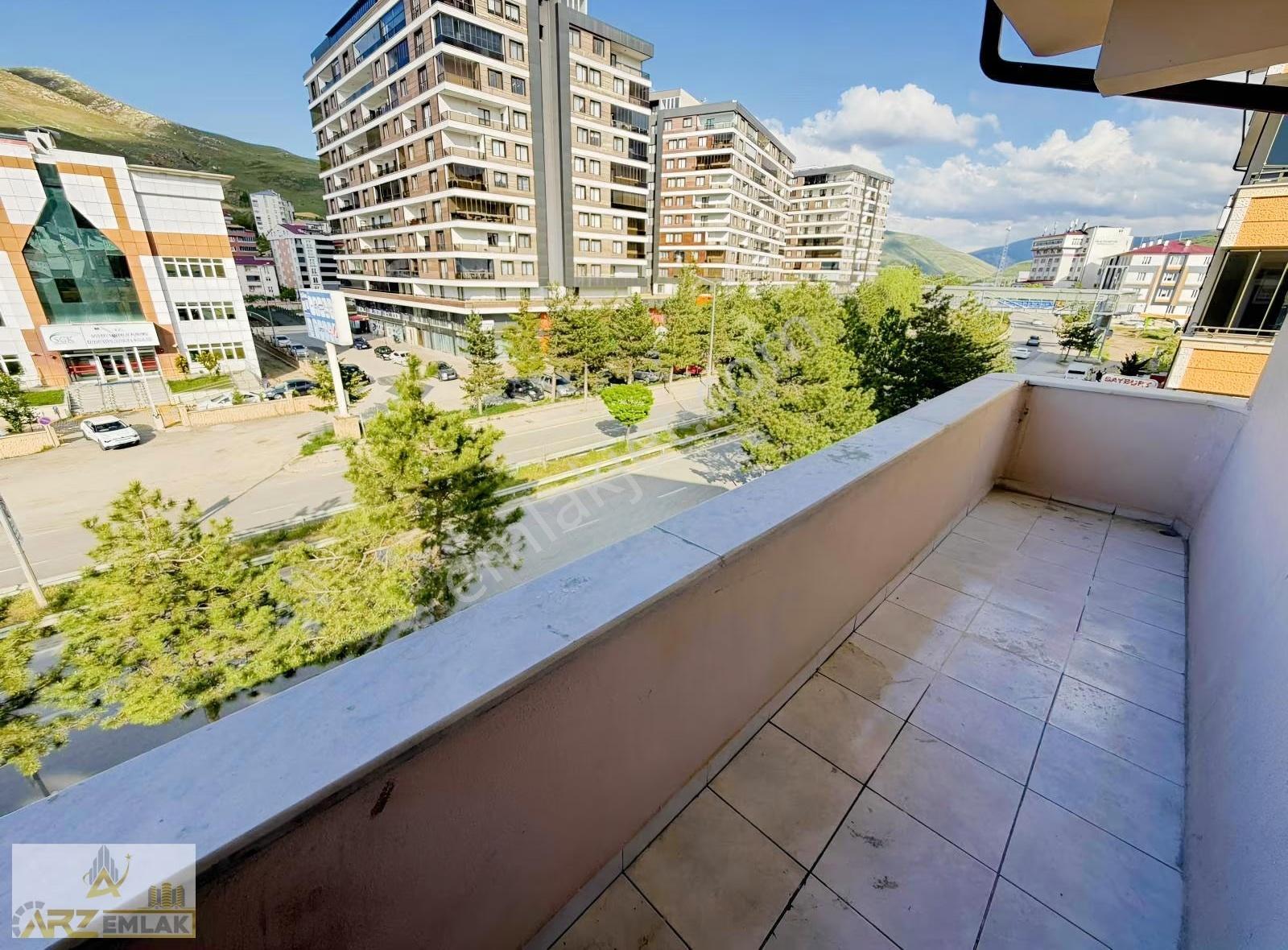 Arz Emlak'tan Emniyet Karşısında Kiralık 3+1 Daire - Görsel 10