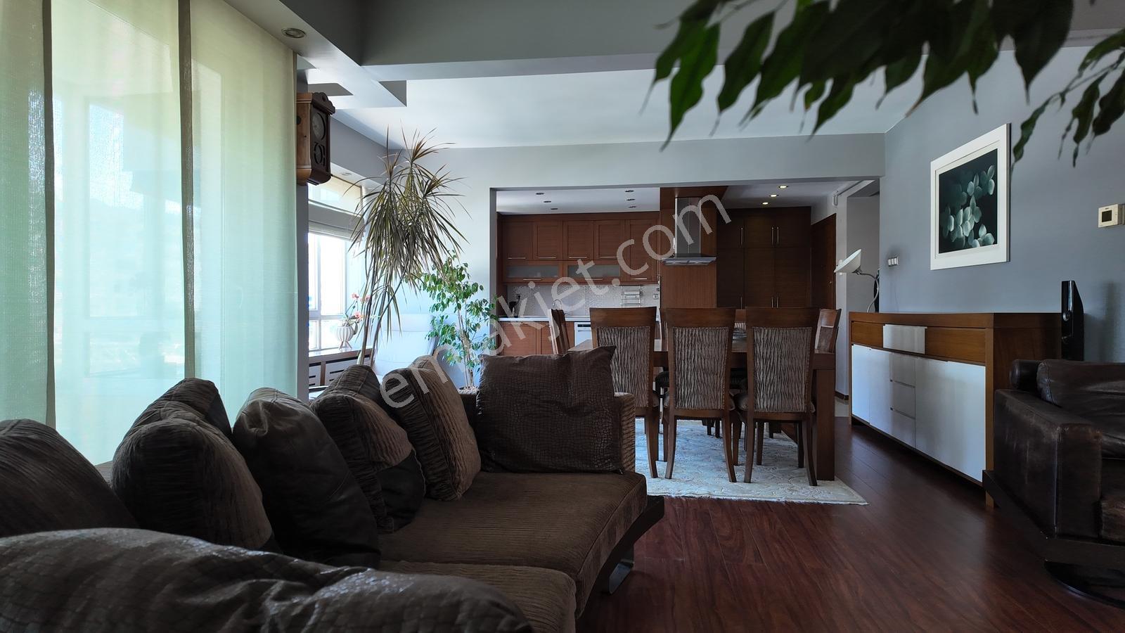 Ordu'nun En Merkezi Konumunda Eşyalı Kiralık 3+1 | Şık&ferah - Görsel 17